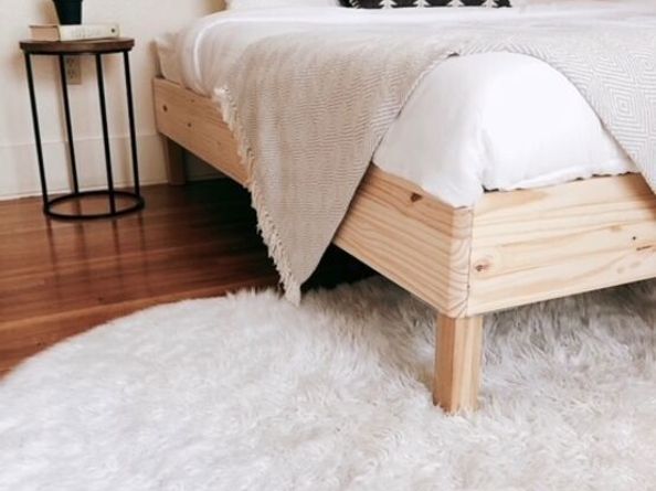 2005 N Beachwood Drive, Los Angeles CA 90068