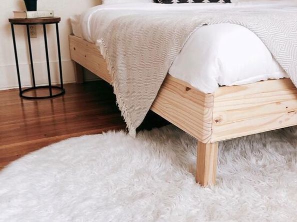 2005 N Beachwood Drive, Los Angeles CA 90068