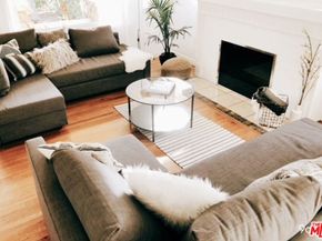 2005 N Beachwood Drive, Los Angeles CA 90068