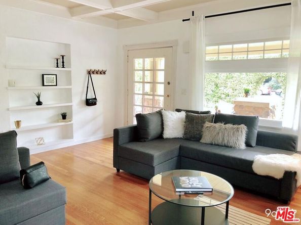 2005 N Beachwood Drive, Los Angeles CA 90068