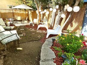 2005 N Beachwood Drive, Los Angeles CA 90068