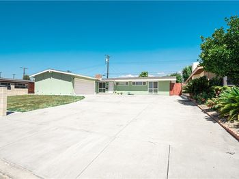 4552 La Deney Street