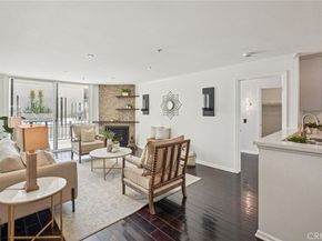 7320 Hawthorn Ave 108, Los Angeles CA 90046