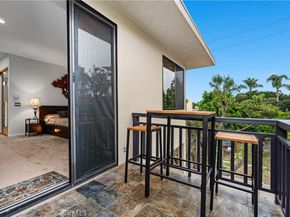 341 S Meadows, Manhattan Beach CA 90266