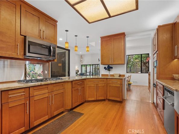 341 S Meadows, Manhattan Beach CA 90266