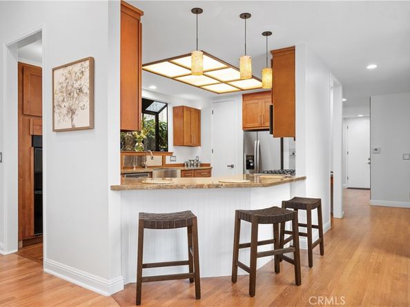 341 S Meadows, Manhattan Beach CA 90266