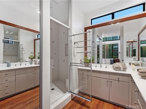 341 S Meadows, Manhattan Beach CA 90266