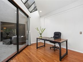 341 S Meadows, Manhattan Beach CA 90266