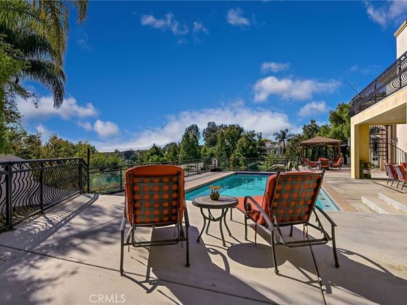 16186 PETERSON Drive, Whittier CA 90605