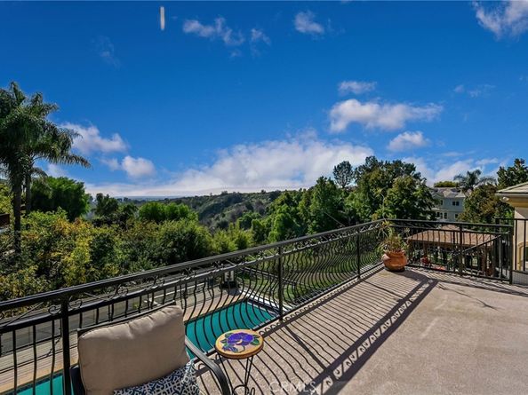 16186 PETERSON Drive, Whittier CA 90605