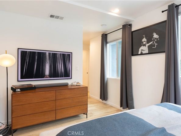 6029 Eleanor Avenue, Hollywood CA 90038