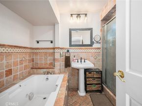 6142 Oliva Avenue, Lakewood CA 90712