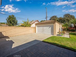 6142 Oliva Avenue, Lakewood CA 90712