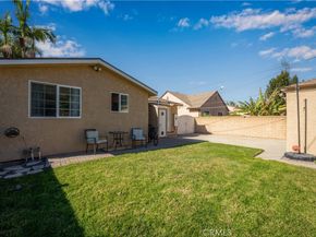 6142 Oliva Avenue, Lakewood CA 90712