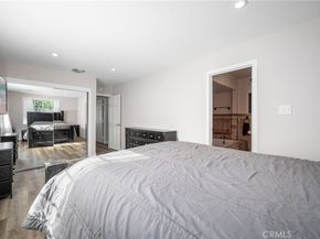 6142 Oliva Avenue, Lakewood CA 90712