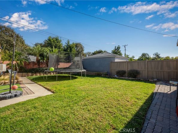 6142 Oliva Avenue, Lakewood CA 90712