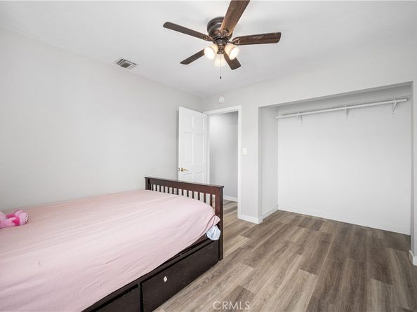 6142 Oliva Avenue, Lakewood CA 90712