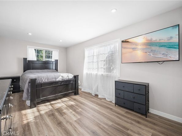 6142 Oliva Avenue, Lakewood CA 90712