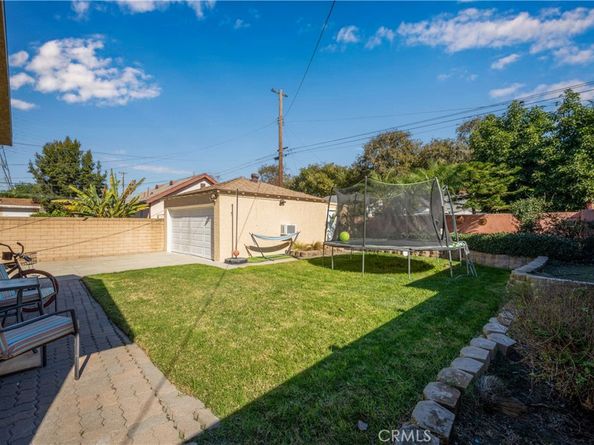6142 Oliva Avenue, Lakewood CA 90712