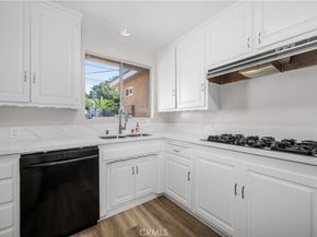 6142 Oliva Avenue, Lakewood CA 90712