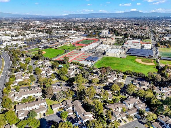 7012 Little Harbor, Huntington Beach CA 92648