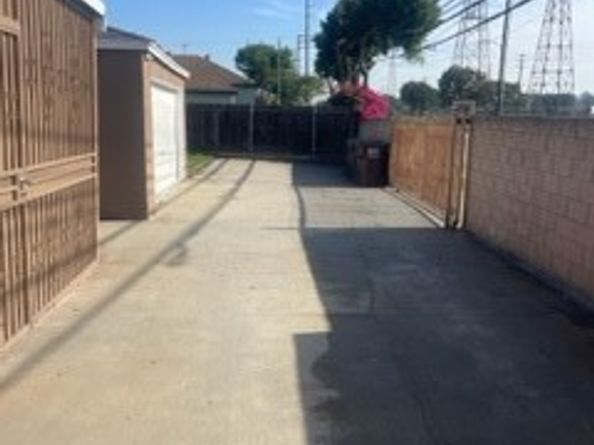 1540 S Pearl, Compton CA 90221