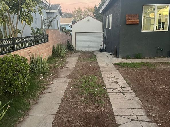 6808 Benson, Huntington Park CA 90255