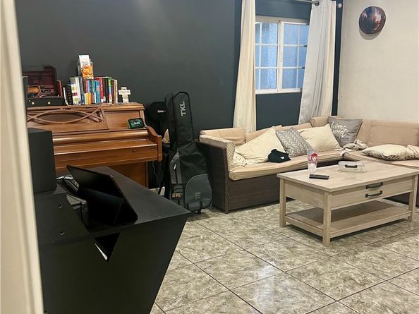 6808 Benson, Huntington Park CA 90255