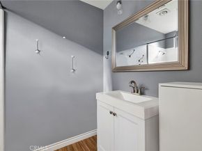 2468 Mohawk 105, Pasadena CA 91107