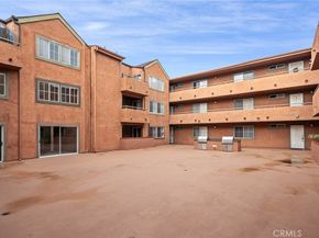 2507 E 15th Street 204, Long Beach CA 90804