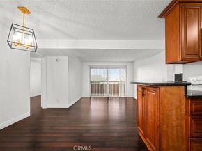 2507 E 15th Street 204, Long Beach CA 90804