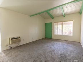 1040 W MacArthur Boulevard 66, Santa Ana CA 92707