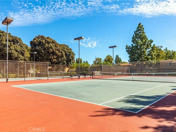 1040 W MacArthur Boulevard 66, Santa Ana CA 92707