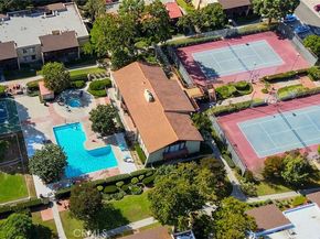 1040 W MacArthur Boulevard 66, Santa Ana CA 92707