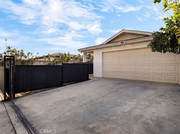 937 S Gage, East Los Angeles CA 90023
