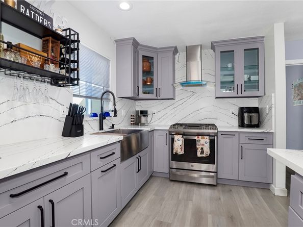 937 S Gage, East Los Angeles CA 90023