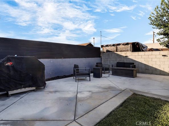 937 S Gage, East Los Angeles CA 90023