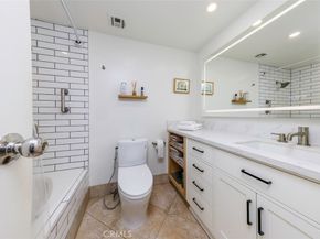 525 E Seaside Way 1911, Long Beach CA 90802