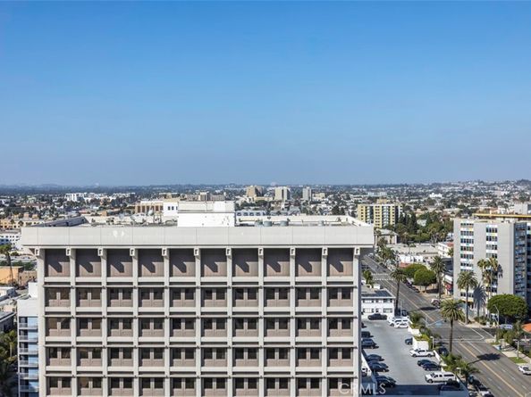 525 E Seaside Way 1911, Long Beach CA 90802