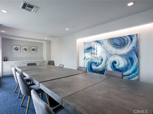 525 E Seaside Way 1911, Long Beach CA 90802