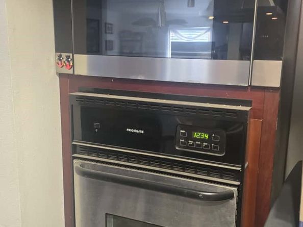 417 N Vernon, Azusa CA 91702