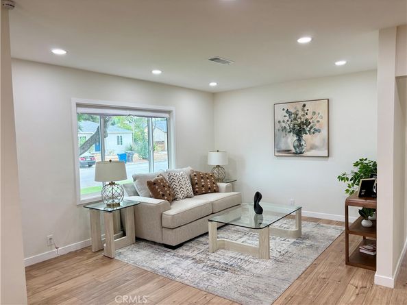 4740 Pepperwood, Long Beach CA 90808