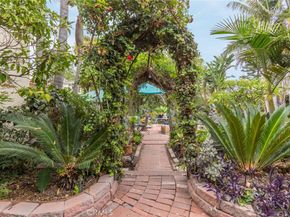 4420 Myrtle Avenue, Long Beach CA 90807