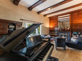 4420 Myrtle Avenue, Long Beach CA 90807