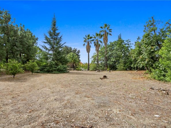 2464 Prospect Drive, Upland CA 91784