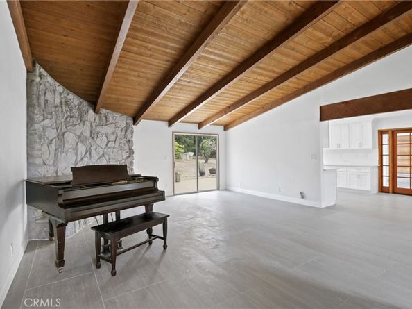 2464 Prospect Drive, Upland CA 91784