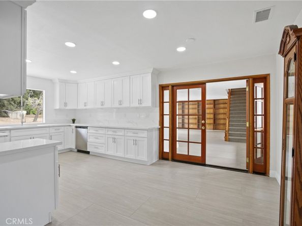 2464 Prospect Drive, Upland CA 91784