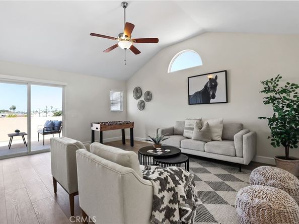 526 12th, Huntington Beach CA 92648