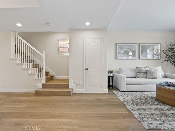 526 12th, Huntington Beach CA 92648