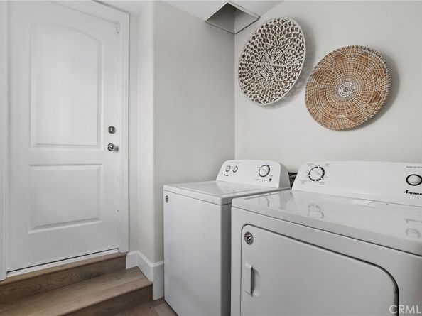 526 12th, Huntington Beach CA 92648